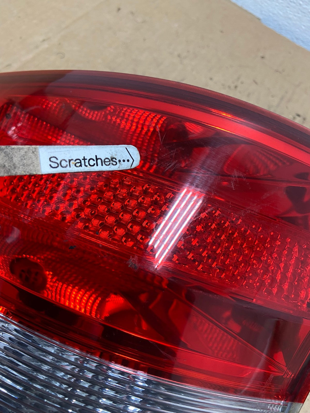 2011-2013 Jeep Grand Cherokee Left Driver Side Lh Tail Light AD1069 LK3