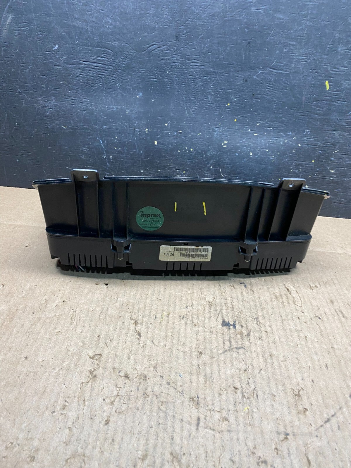 2006 Dodge Durango Speedometer Instrument Cluster Gauge Oem O7033 DG3