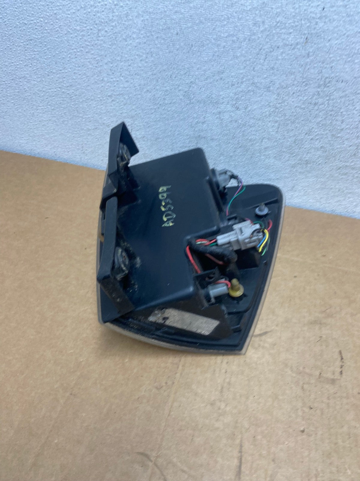 2005 to 2008 Chevrolet Equinox Left Driver Lh Side Tail Light AD5399 LK6