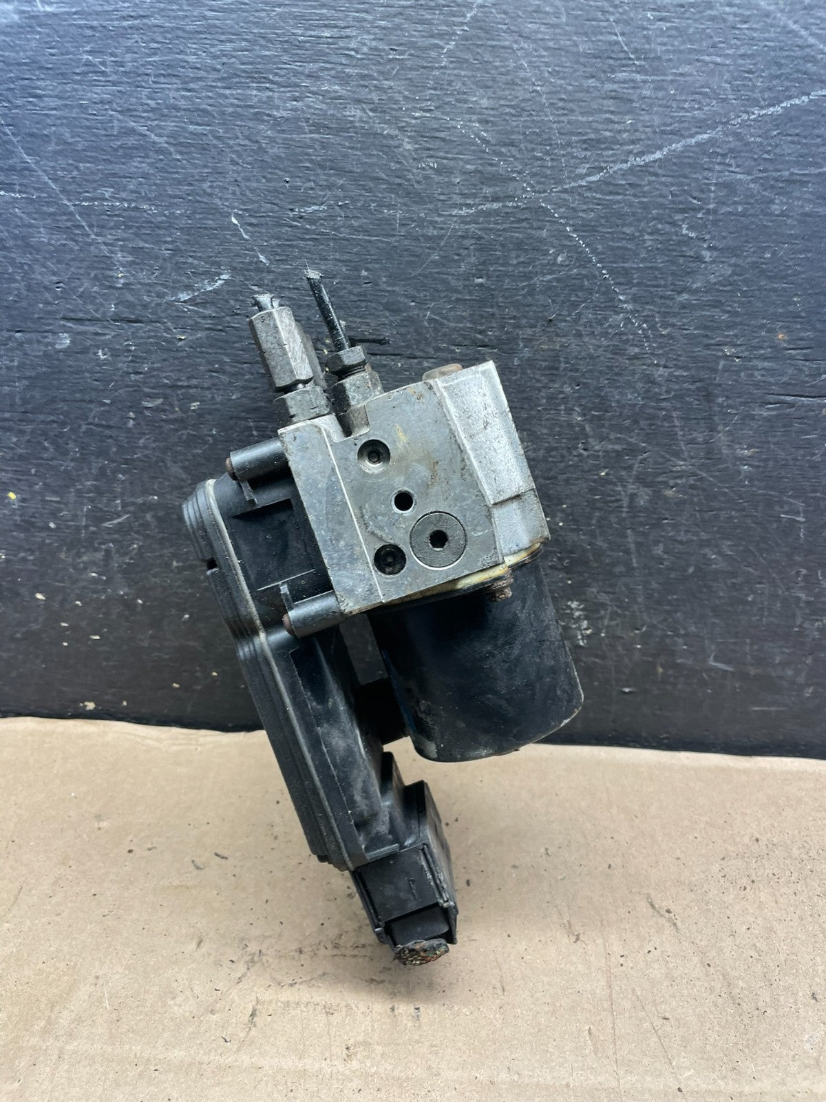 2004 - 2007 Ford E250 E350 Van  ABS Anti Lock Brake Pump Module Oem s8251 DG1