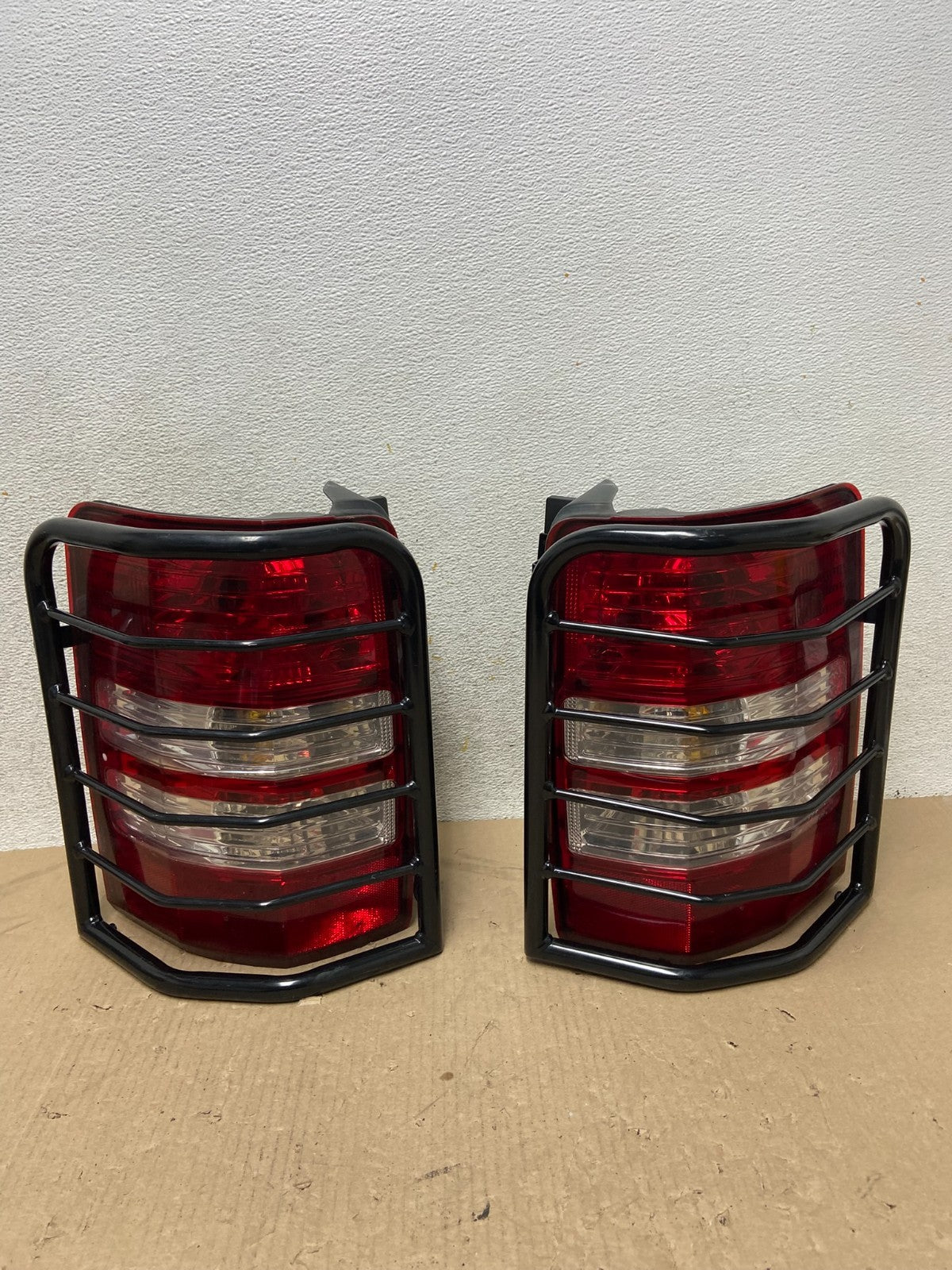 2008 to 2012 Jeep Liberty Left+Right Side Tail Lights AH6847 DW0