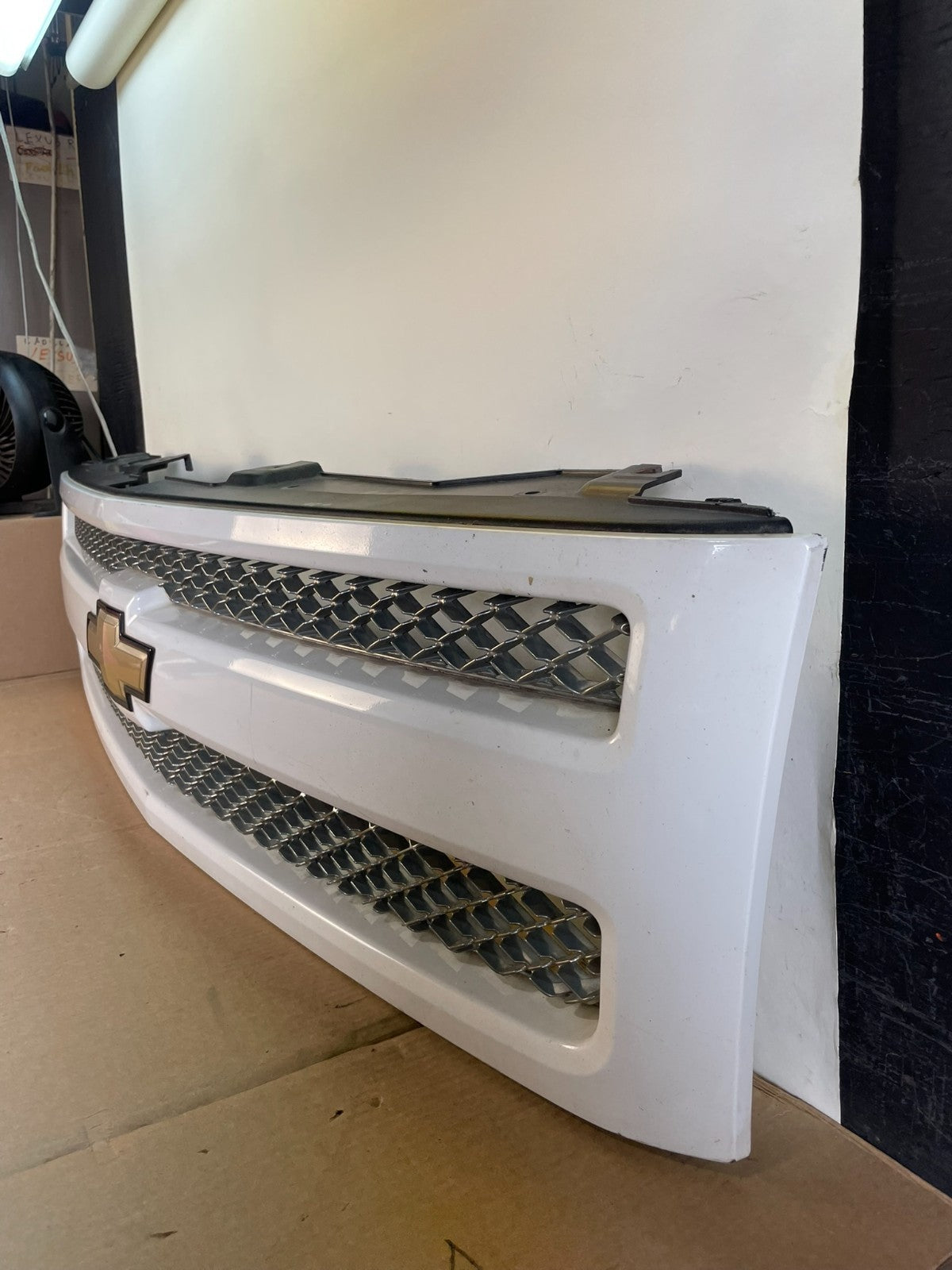 2007 to 2013 Chevrolet Silverado 1500 Front Chrome Grille Grill ah6429 DG1