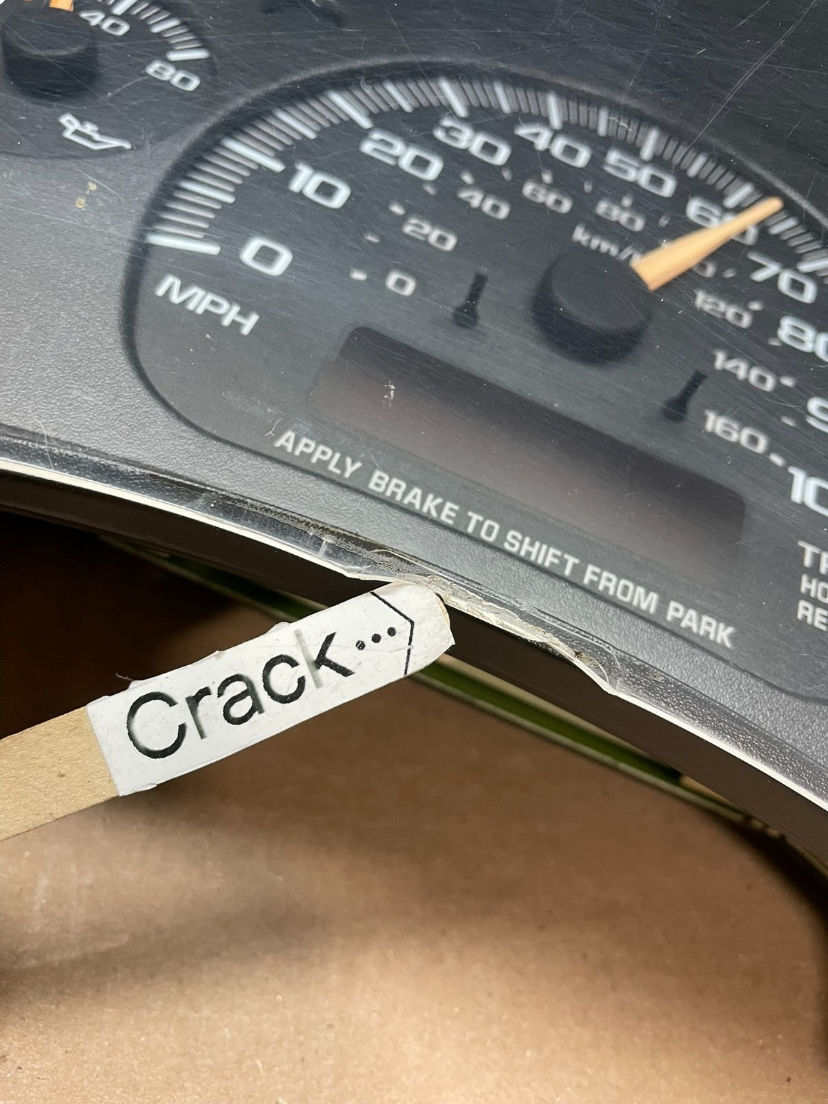 2001 to 2002 Chevrolet Express Speedometer Cluster Gauge AJ0875 DW3