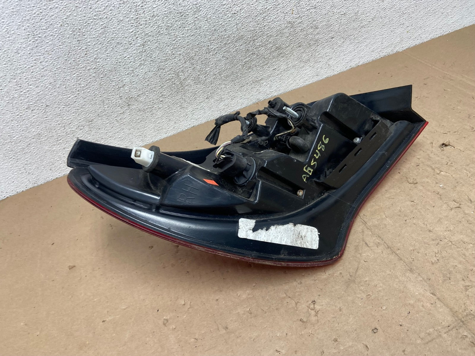 2011-2014 Chrysler 200 Sedan Right Passenger Side RH Tail Light AG5486 LK5