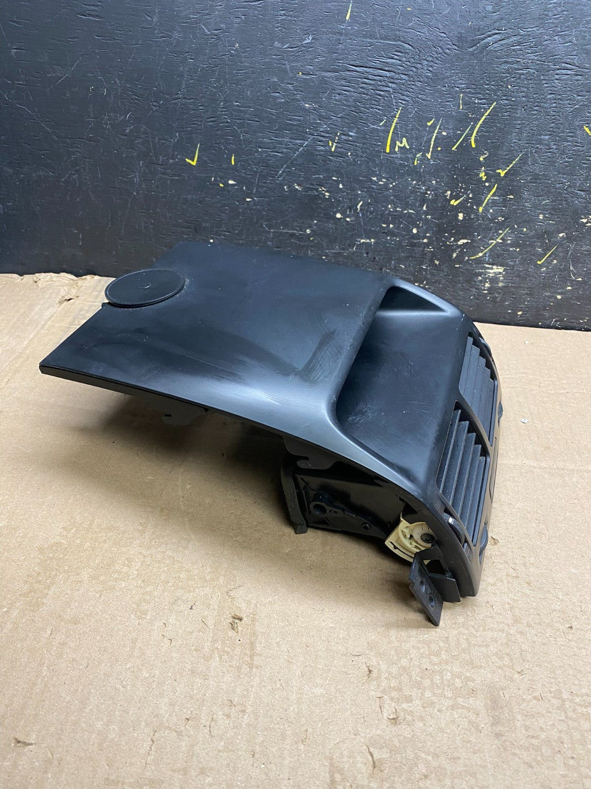 2006 2007 2008 Suzuki Grand Vitara Center Console Air Vent Oem Y9966 DG2