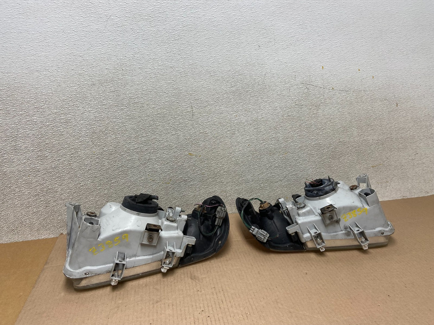 1999-2004 Nissan Pathfinder Left+Right Headlights + Turn Signal Oem Z3859 DW6