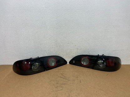 1998 to 2002 Toyota Corolla Left+Right Set Black Tail lights ad6368 DG0