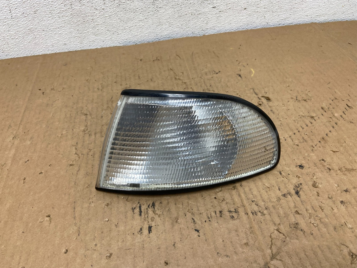 1994 to 1998 Audi A4 Left Driver LH Side Turn Signal ad2406 DG0