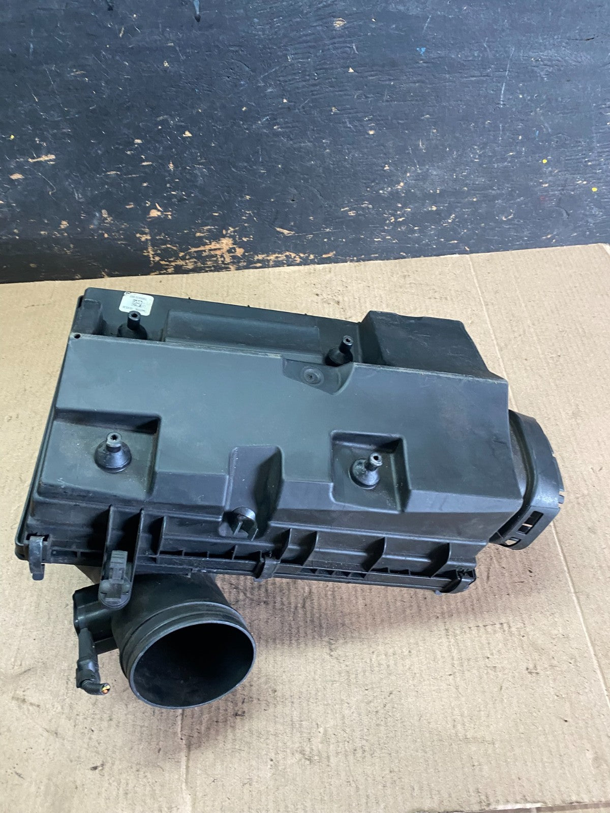 2007 to 2010 BMW X5 Air Intake Cleaner Filter Housing Box S9791 DG7