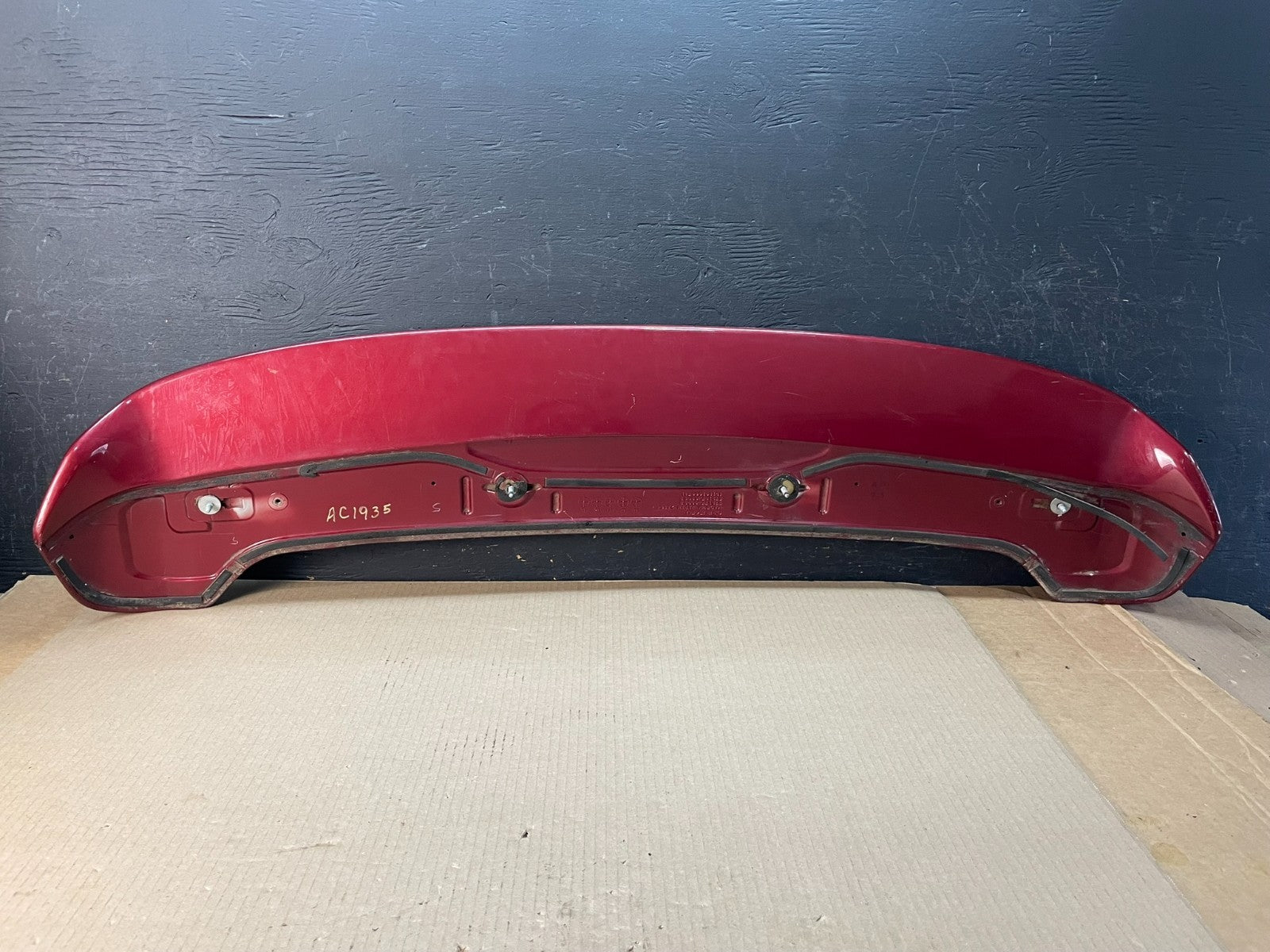 2012-2013 Subaru Wagon Rear Upper Tailgate Roof Spoiler AE3421 DG6