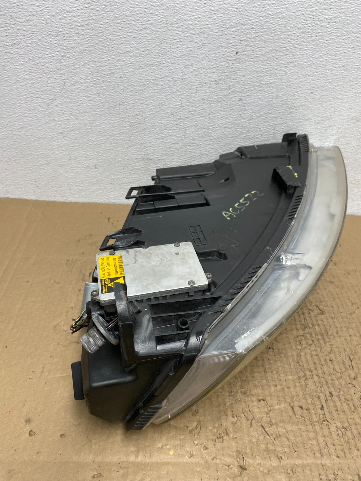 2005 to 2008 Audi A6 Left Driver Side Headlight Xenon HID OEM AC5522 DW9