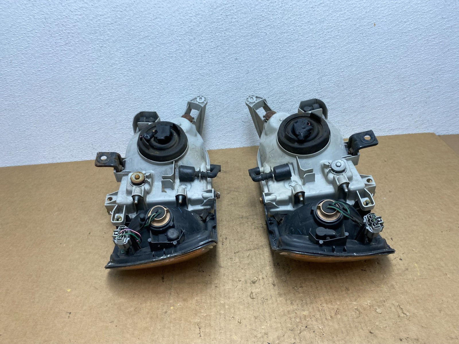 1999-2004 Nissan Pathfinder Left+Right Side Set Halogen Headlights Oem AC3405 DW7
