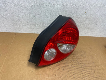 2000 to 2001 Nissan Maxima Right Passenger Rh Side Tail Light AE0429 LK2