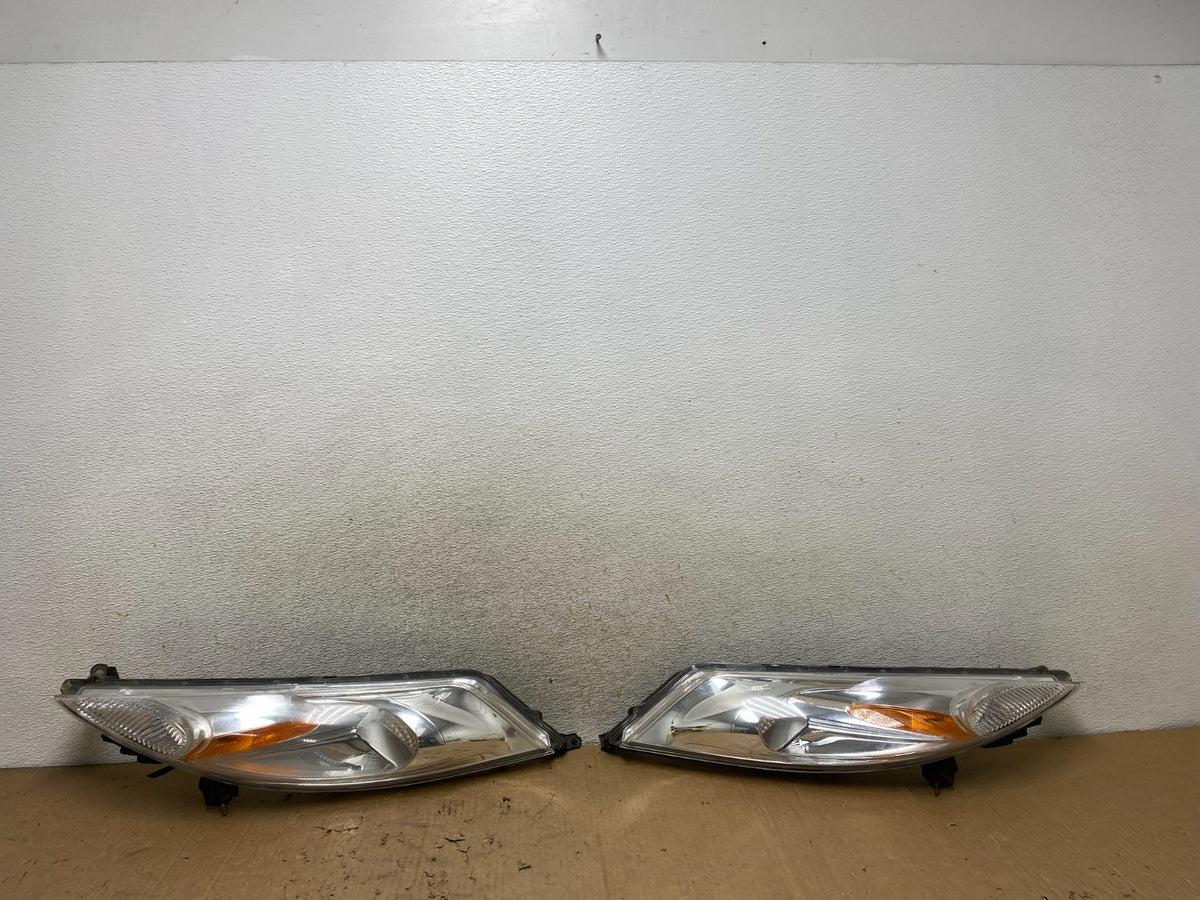 2011-2014 Nissan Juke Turn Signal Headlights Left+Right Halogen AI9342 LK0