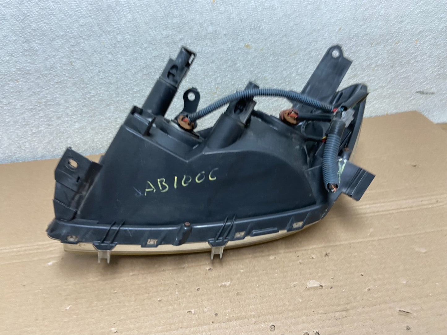 2006 2007 2008 Toyota Rav4 Right Passenger Rh Side Halogen Headlight OEM AB100610