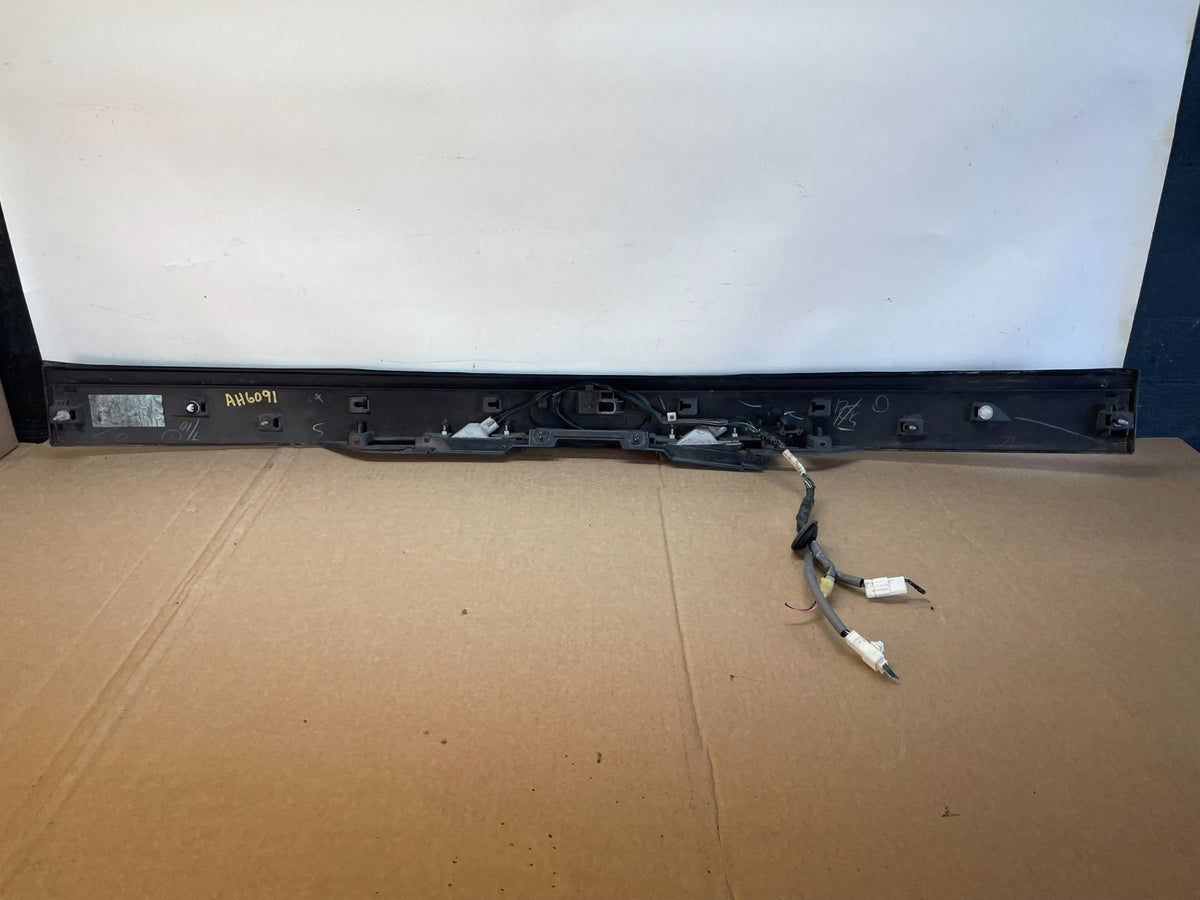 2009 - 2013 Subaru Forester Liftgate Tailgate Trunk Trim Molding AH6091 DG5