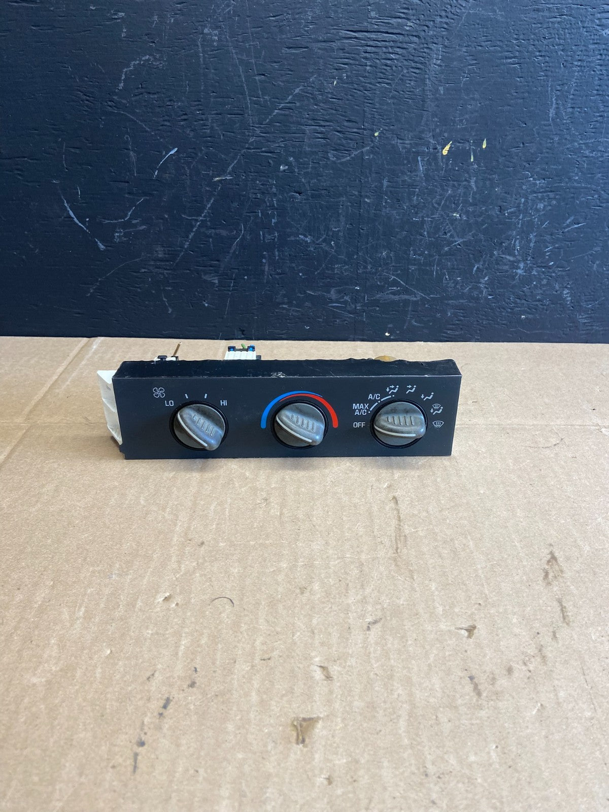 2001 - 2007 GMC Chevrolet Express 1500 Climate Control A/C AB92690