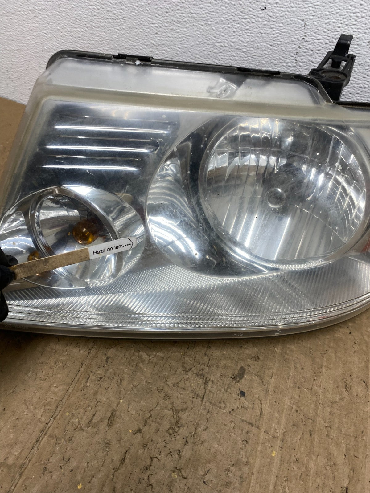 2004 to 2008 Ford F-150 F150 Left Driver LH Halogen Headlight TYC AB9910 DW4