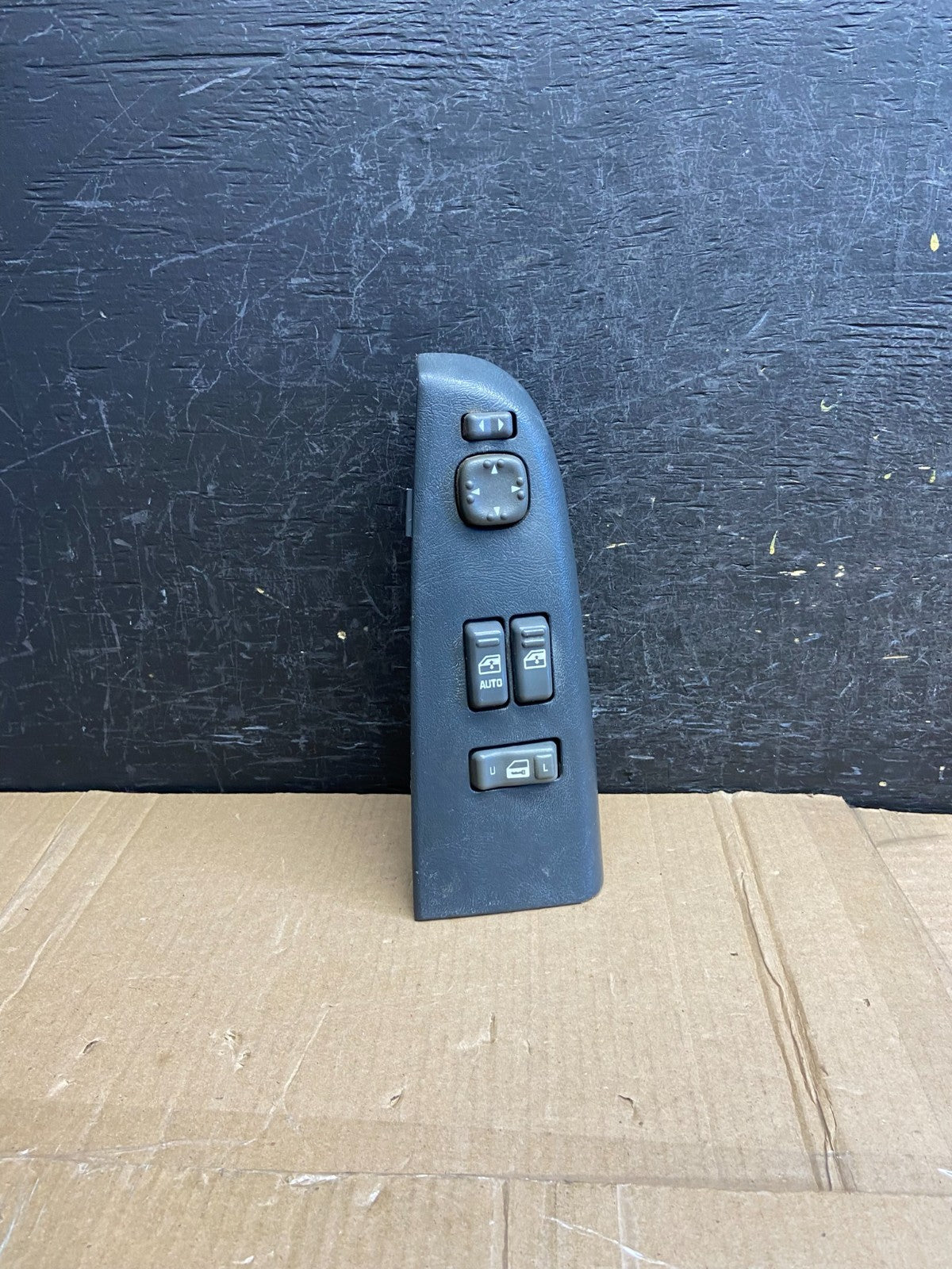 2000 to 2002 Tahoe Yukon Suburban Silverado Master Power Window Switch af2783 DG0