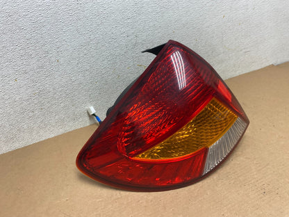 1999 to 2002 Kia Rio Left Driver LH Side Tail Light OEM O9614 DG2