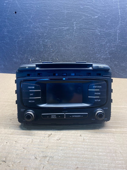 2016 to 2018 Kia Sorento AM/FM CD Radio Screen Display AF3878 DW0