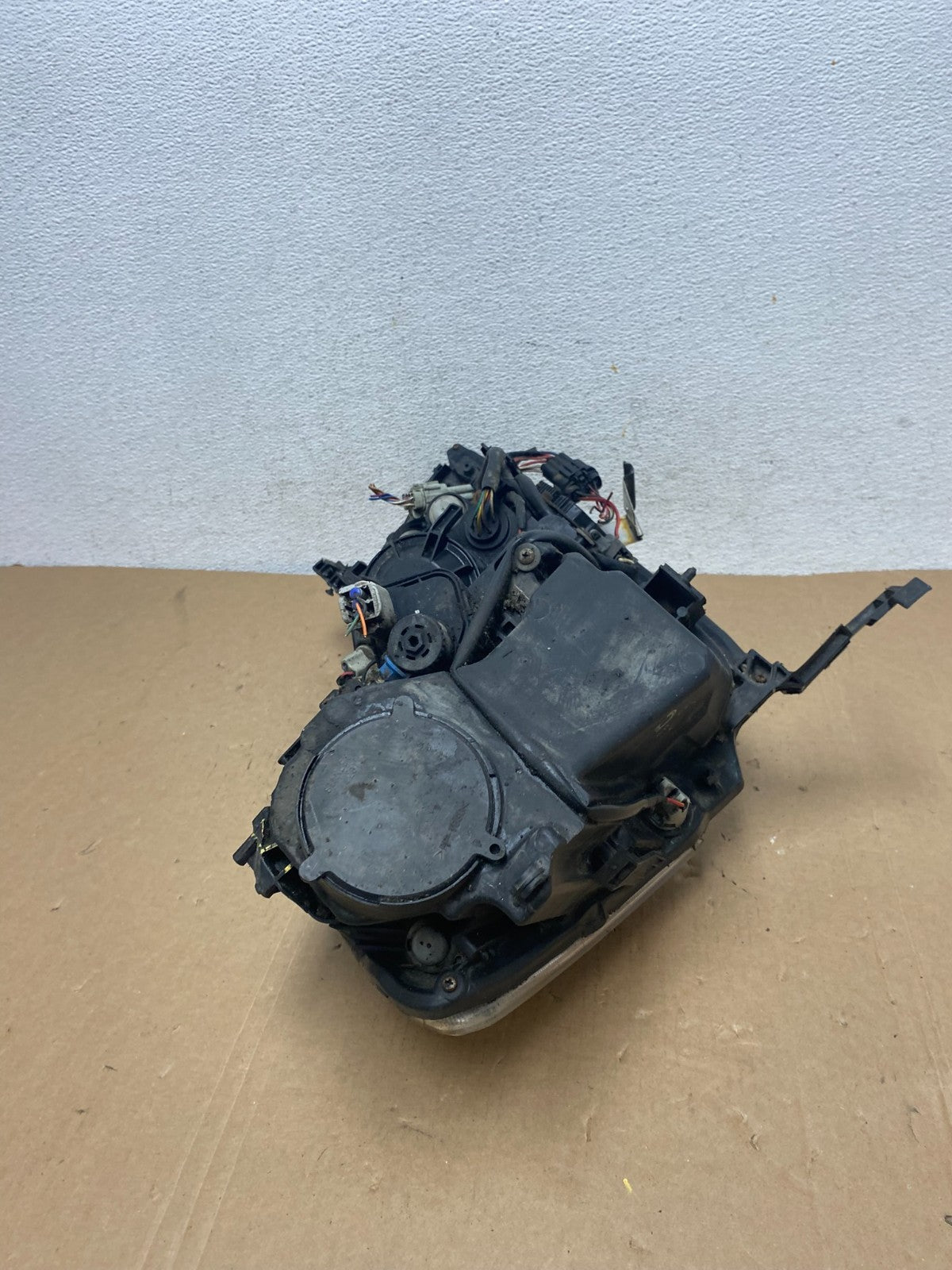 2006 to 2010 Infiniti M35 Left Driver Side Hid Xenon Headlight AD7937 DW11
