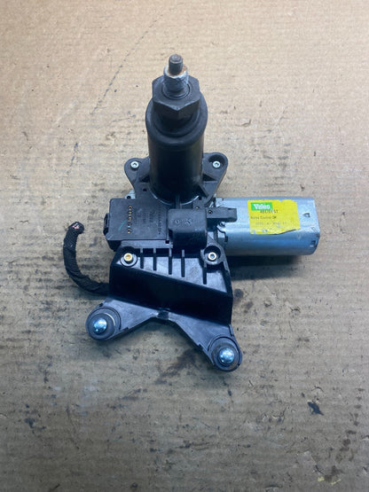 2007 to 2014 Cadillac Escalade Rear Windshield Washer Wiper Motor AA0745 DG0