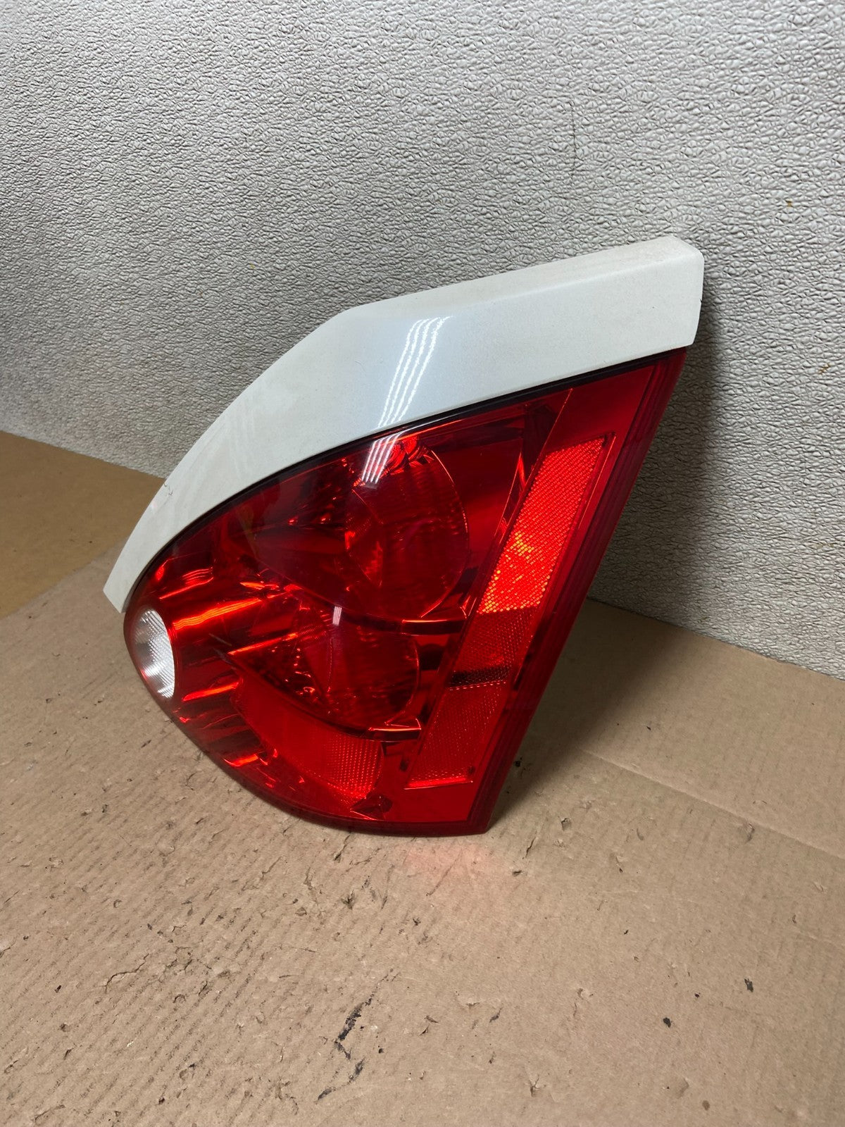 2004 2005 2006 2007 2008 Nissan Maxima Right Passenger Tail Light Oem Z4060 DW1