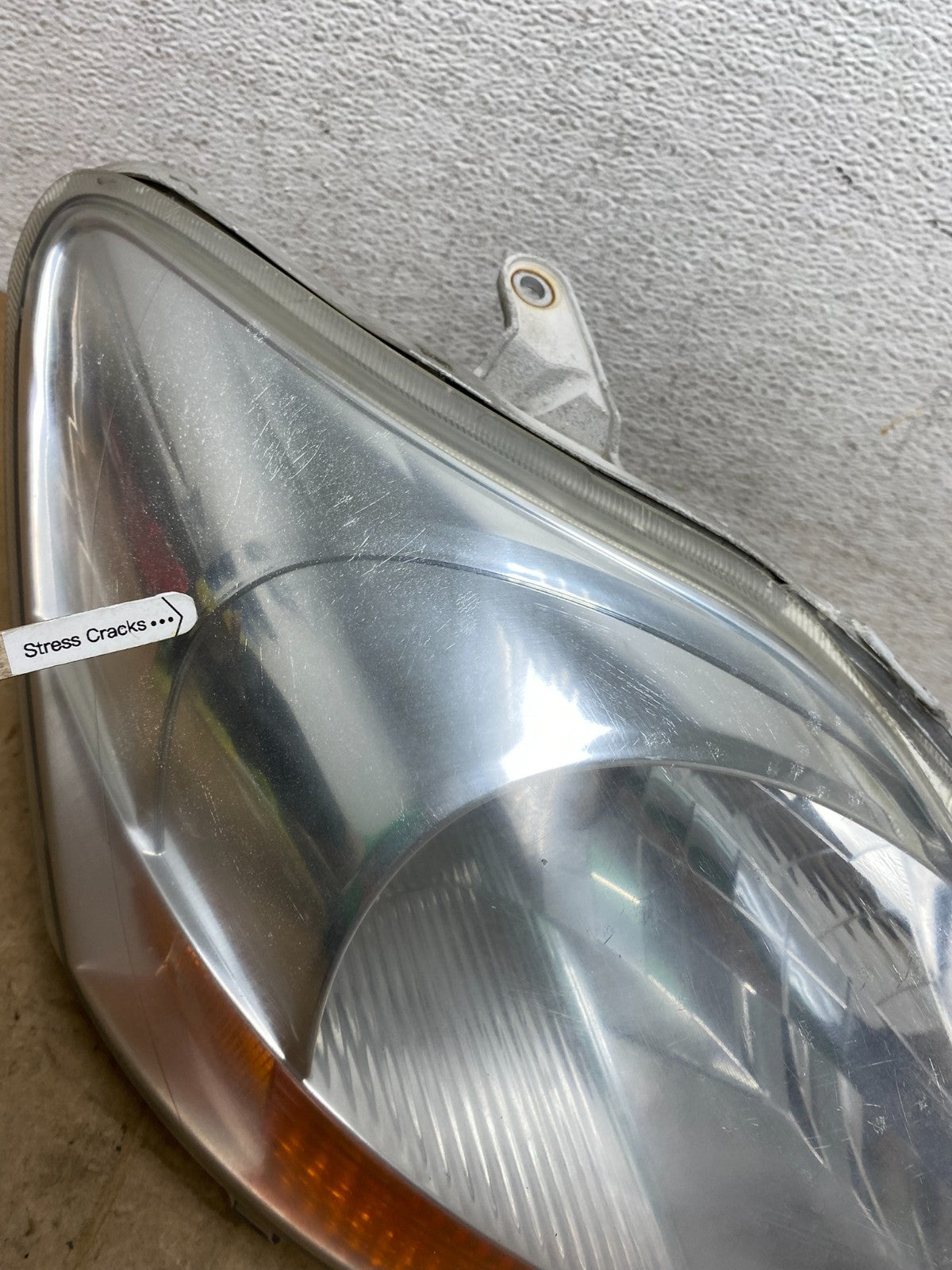 2007 2008 2009 Toyota Yaris Right Passenger RH Halogen Headlight AD6295 DW4