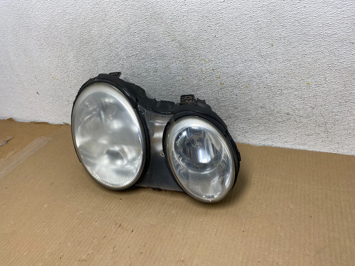 2004 to 2006 Kia Amanti Right Passenger RH Side Halogen Headlight AH3010 DG2