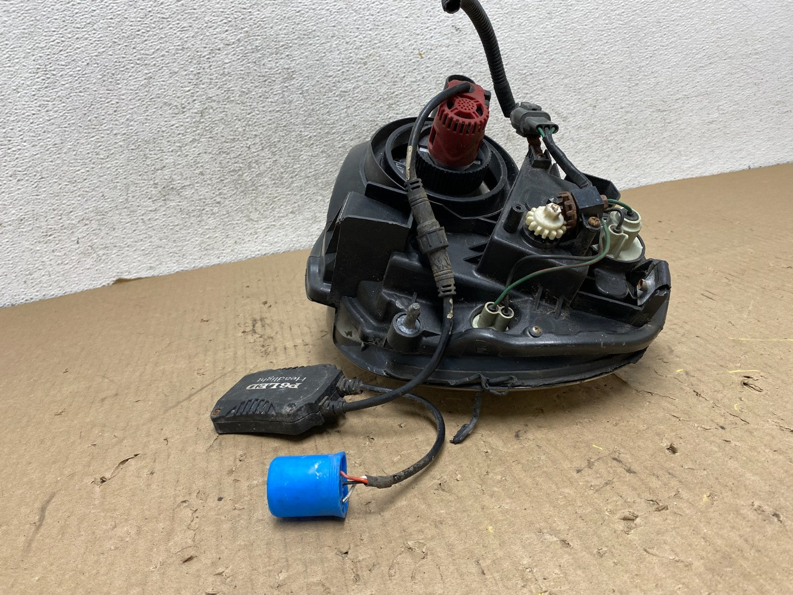 2002 to 2003 Subaru Impreza Right Passenger RH Halogen Headlight AG8063 DW8