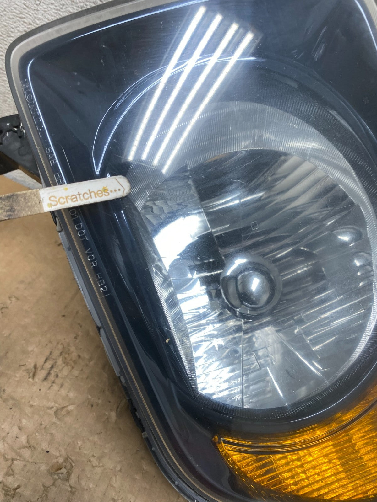 2003 to 2006 Honda Element Left Driver Lh Side Headlight AI9176 DW3
