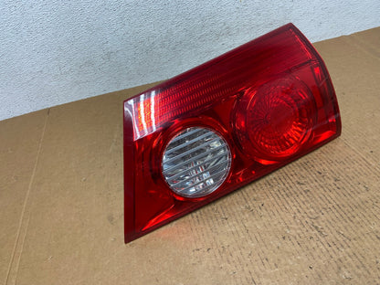 2006 - 2010 Toyota Sienna Right Passenger Side Rh Inner Tail Light AE0231 LK2