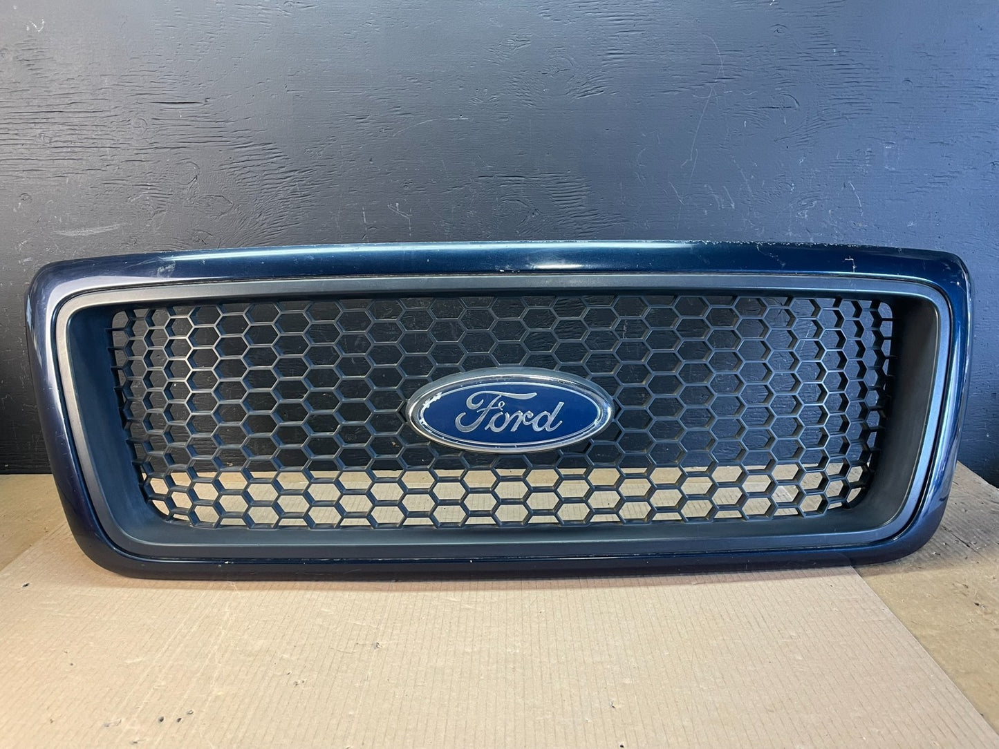 2004 to 2008 Ford F150 F-150 Front Upper Grill Grille Oem AC1999 DG0