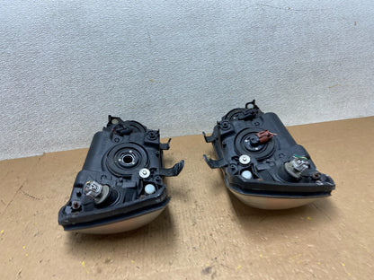 2004 2005 2006 Toyota Highlander Headlights Left+Right Side AA0095 DW13