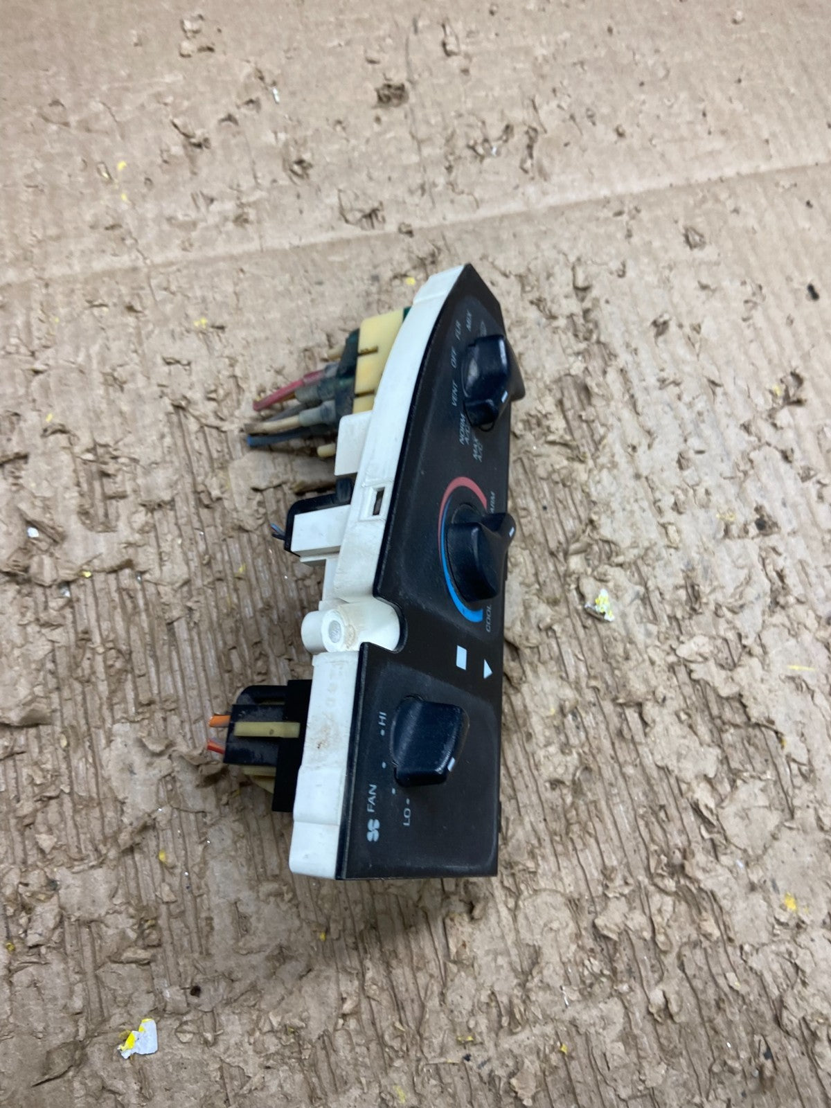 1997-2014 Ford Van Econoline E150 E250 Heater Climate Fan Control W0084  DG3