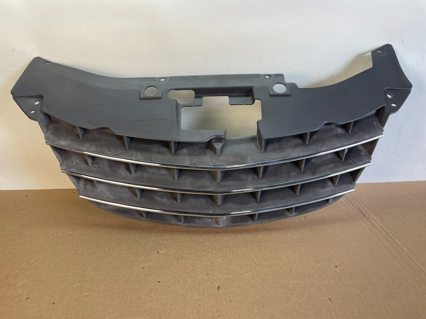 2007 to 2010 Chrysler Sebring Front Upper Grille Grill 0YW36TRMAB ag2861 DG0