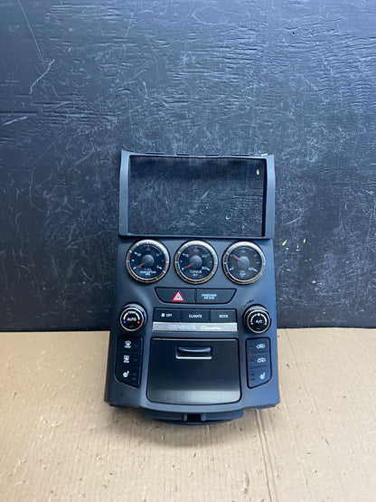 2013-2016 Hyundai Genesis Coupe AC Heater Climate Control Gauges Bezel AE3978 DG0