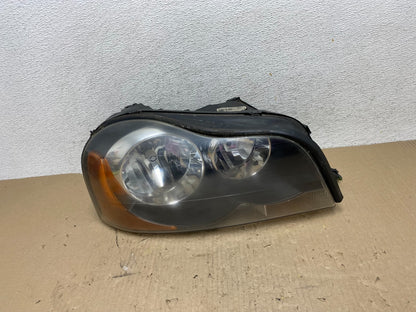 2003 to 2013 Volvo XC90 Right Passenger Rh Side Headlight Halogen AG7002 DW0