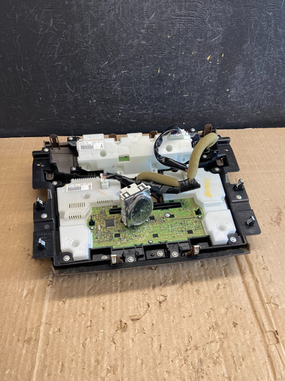 2011-2017 Infiniti QX56 QX80 Radio Player Climate Control Panel Bezel ae1927 DG4