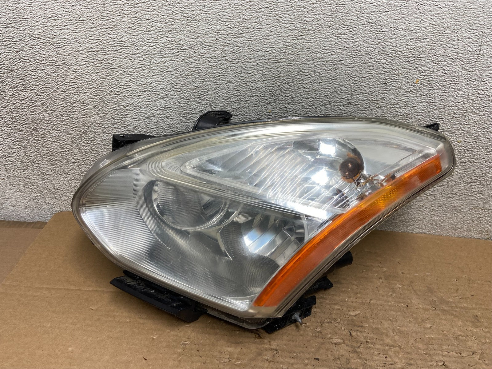 2008 to 2013 Nissan Rogue Left Driver LH Halogen Headlight Oem AB4909 DW0