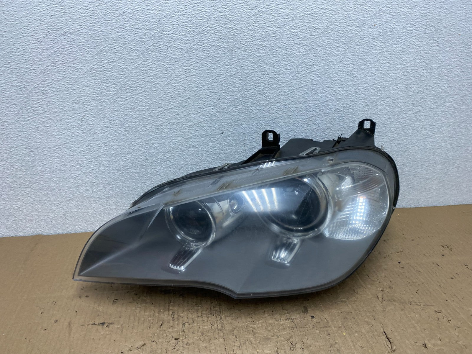 2011 to 2013 BMW X5 Left Driver LH Side Headlight Xenon HID OEM AB9908 DW0