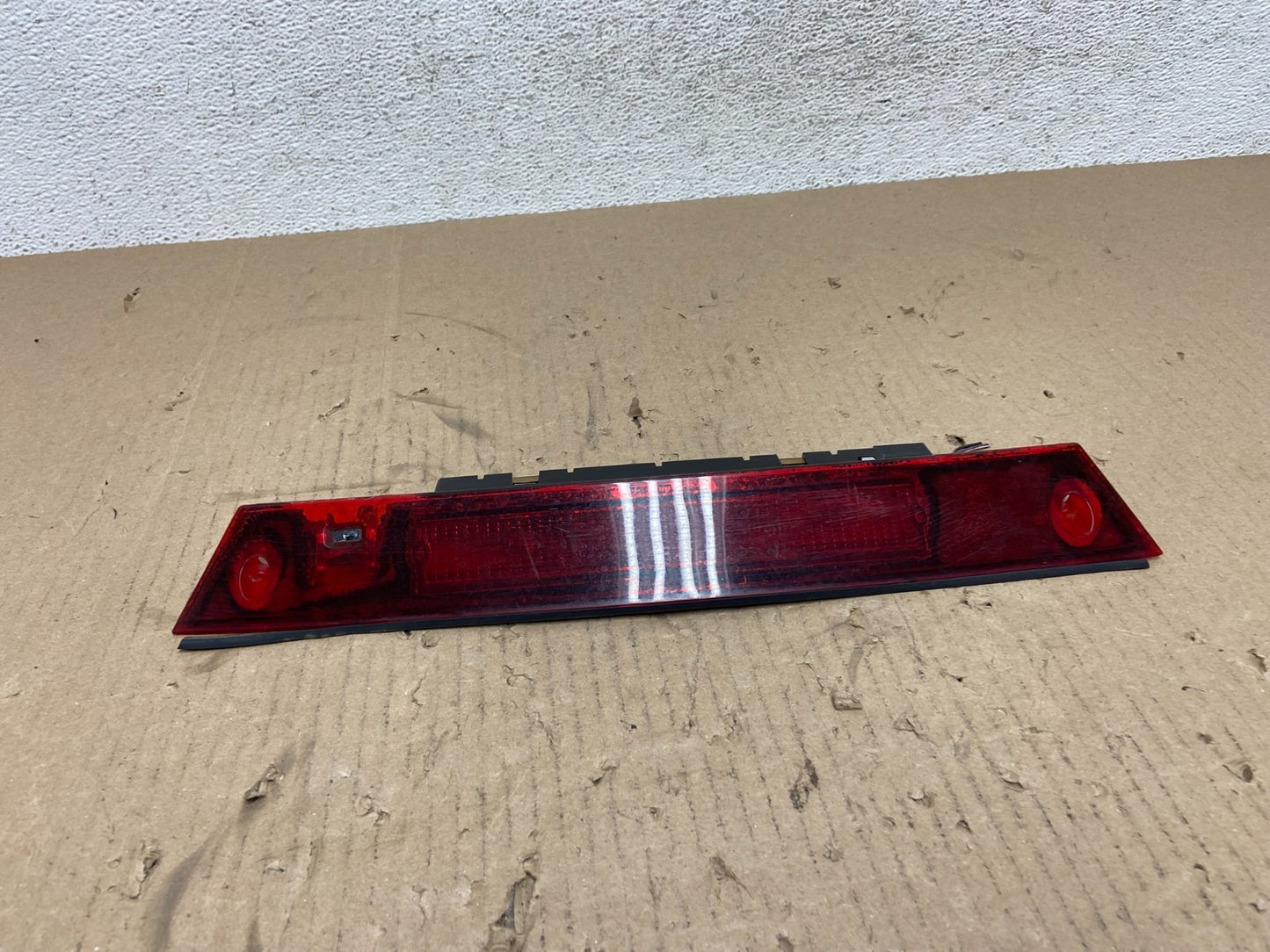 2007 to 2011 Ford Edge Rear Third Brake 3rd Light Lamp ae8753 DG0