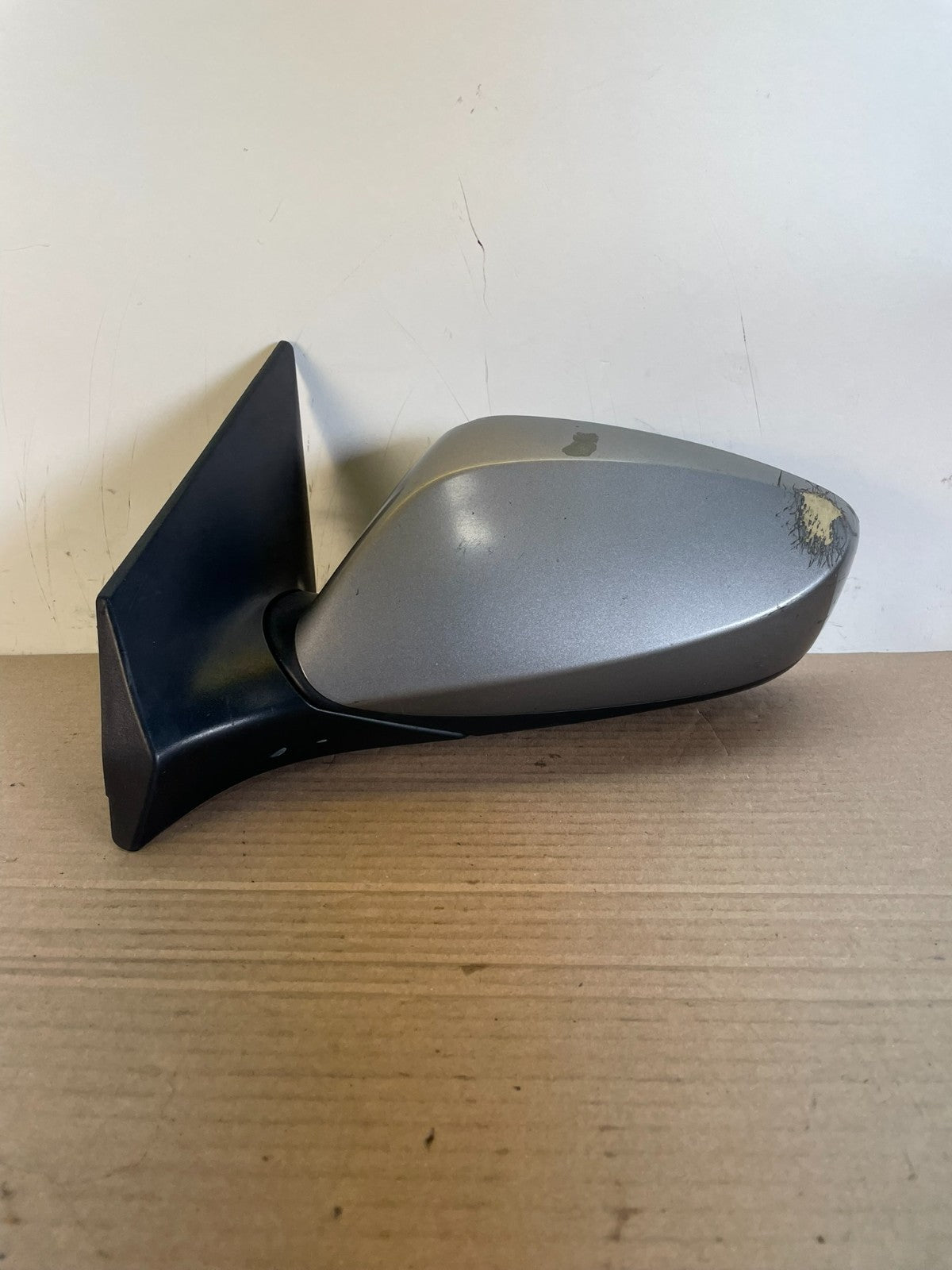 2011-2013 Hyundai Elantra Left Driver View Door Mirror AG9932 DW0