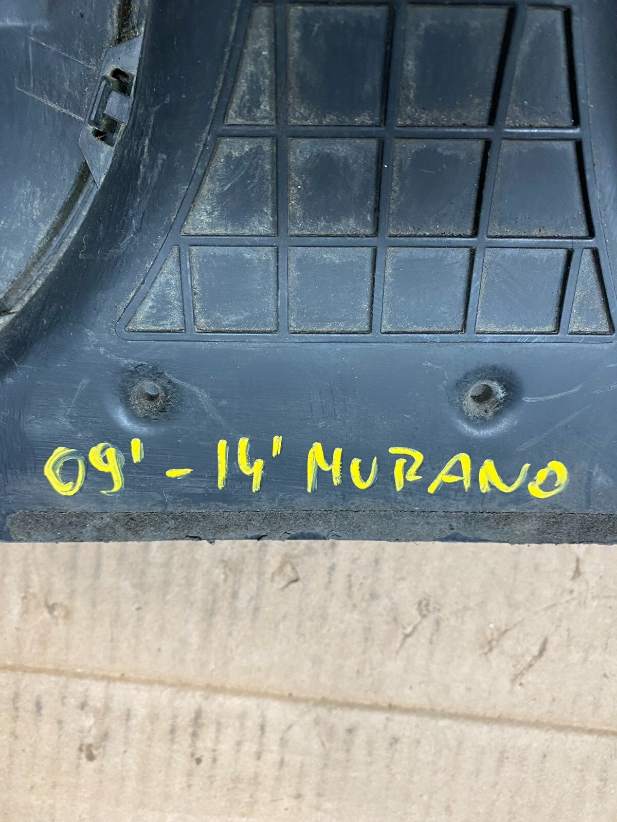 2008 to 2014 Nissan Murano Upper Air Intake Duct D9355 DG18
