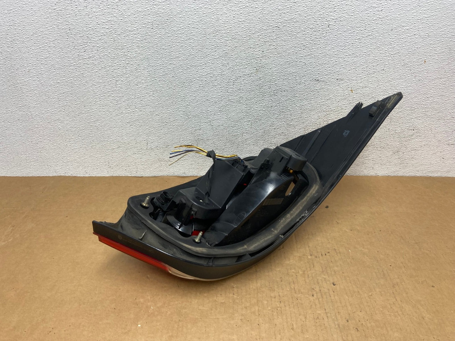 2004 - 2007 BMW 5 Series E60 Right Passenger RH Side Tail Light AD4577 LK4