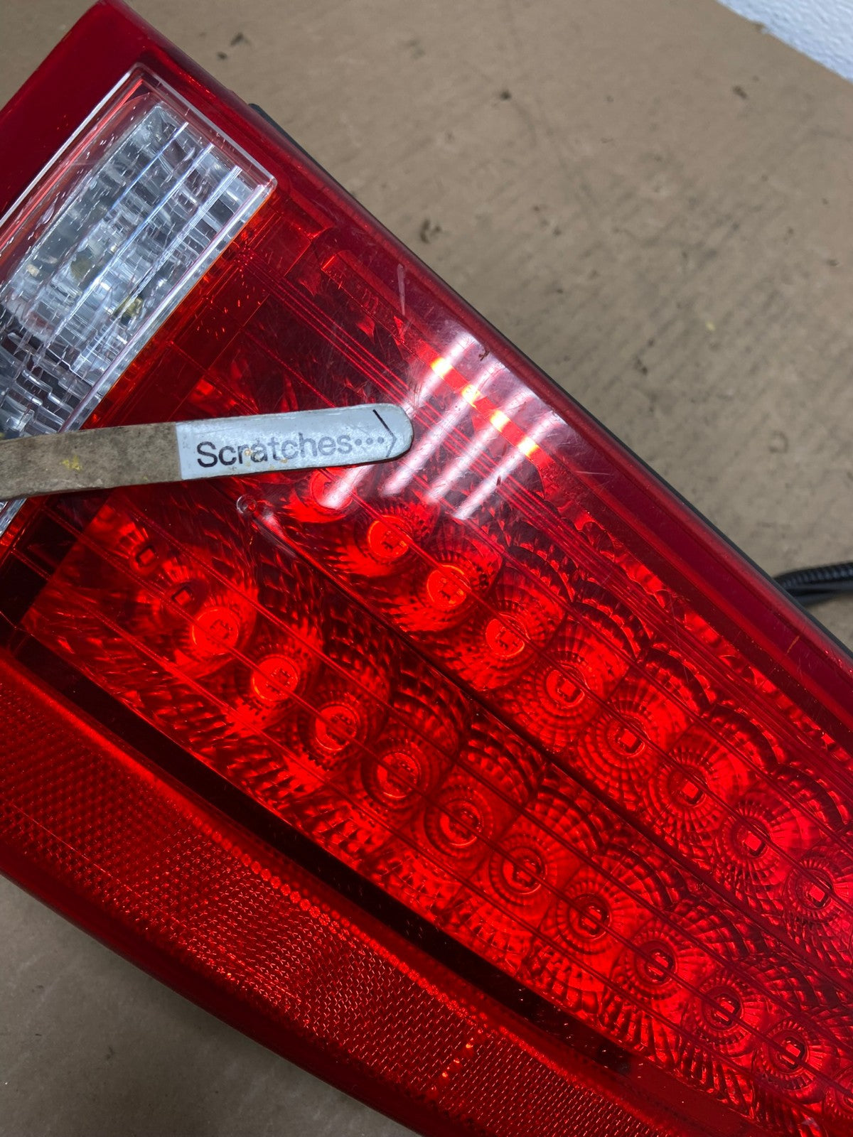 2006 to 2011 Cadillac DTS Right Passenger Rh Side LED Tail light Oem AB6636 LK3