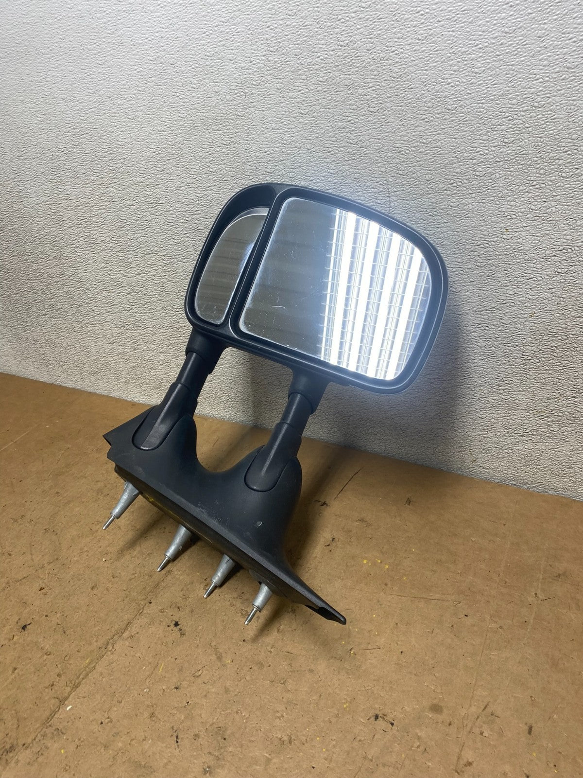 2002 to 2008 Ford Econoline Van E250 Driver Left LH View Door Mirror X7417 GD7