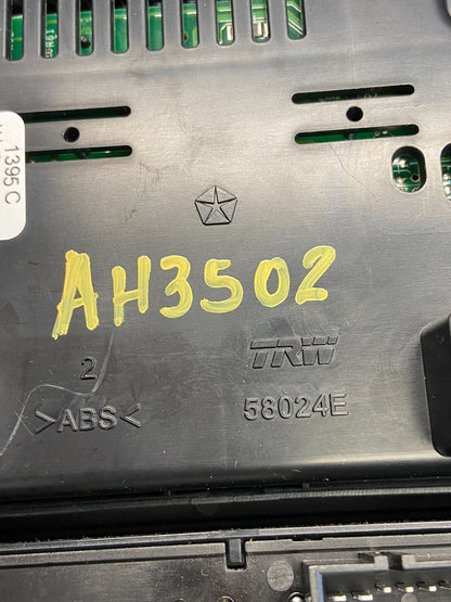 2005 to 2007 Jeep Commander Grand Cherokee A/C Climate Control Bezel AH3502 DG5