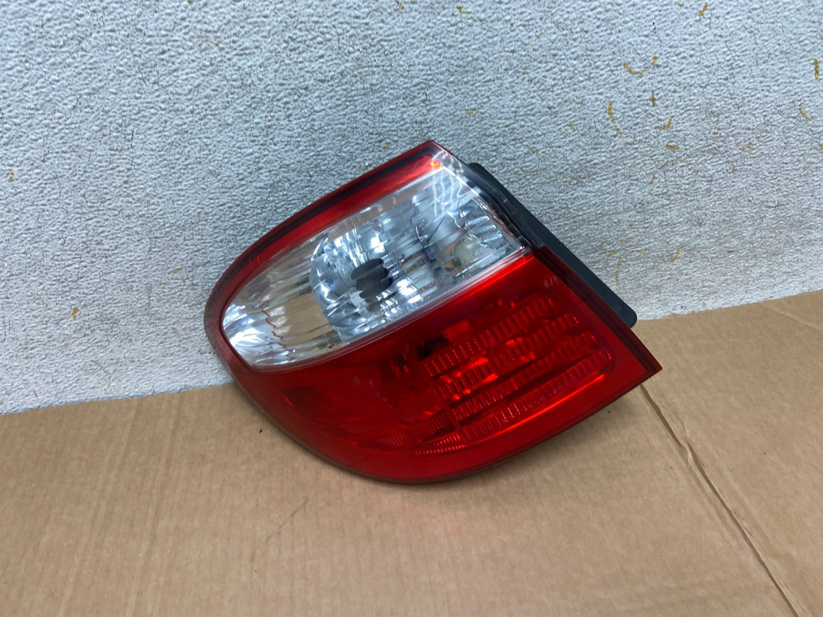2000 - 2001 Infiniti i30 Left Driver Lh Side Tail Light AI3741 LK0